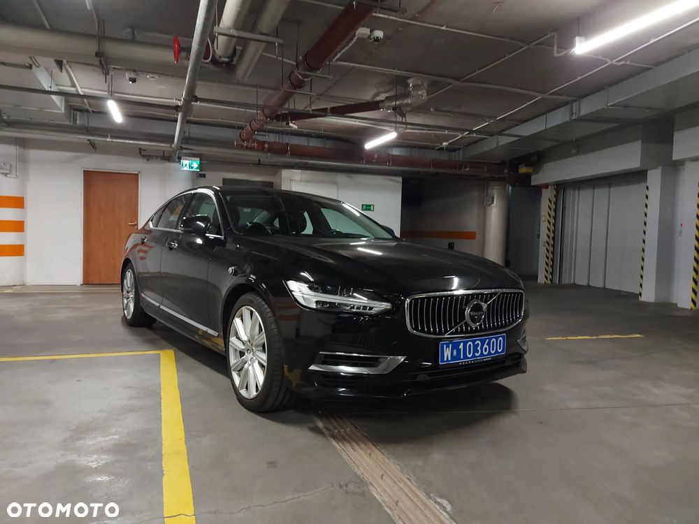 Volvo S90 - 1