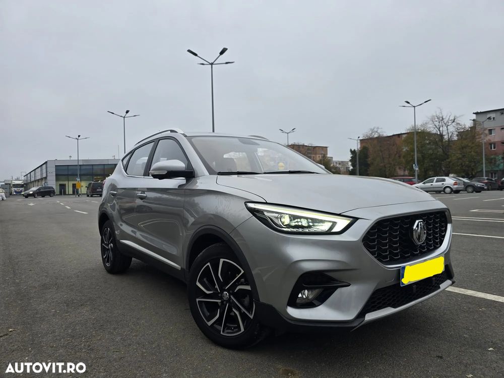 MG ZS
