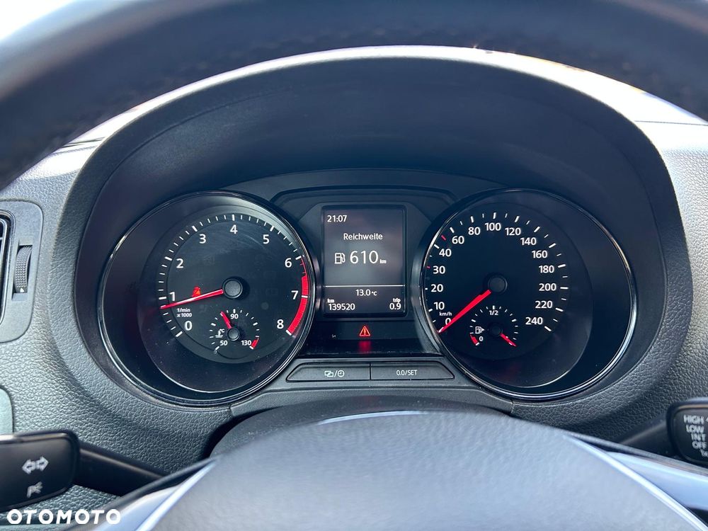 Volkswagen Polo 1.0 Comfortline - 6