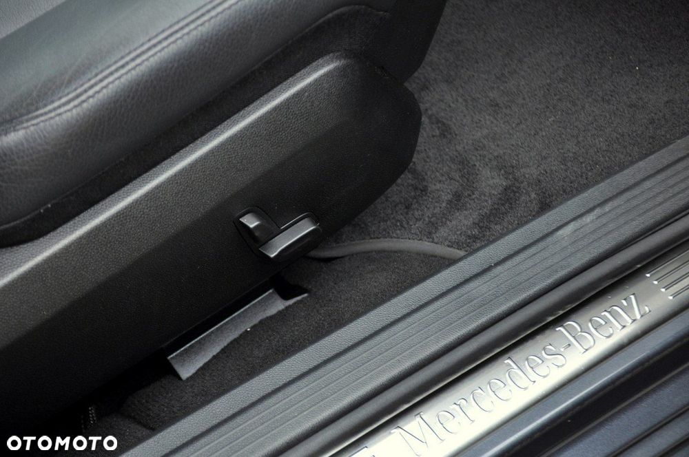 Mercedes-Benz Klasa E - 19