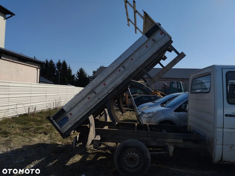 Mercedes-Benz Sprinter - 2