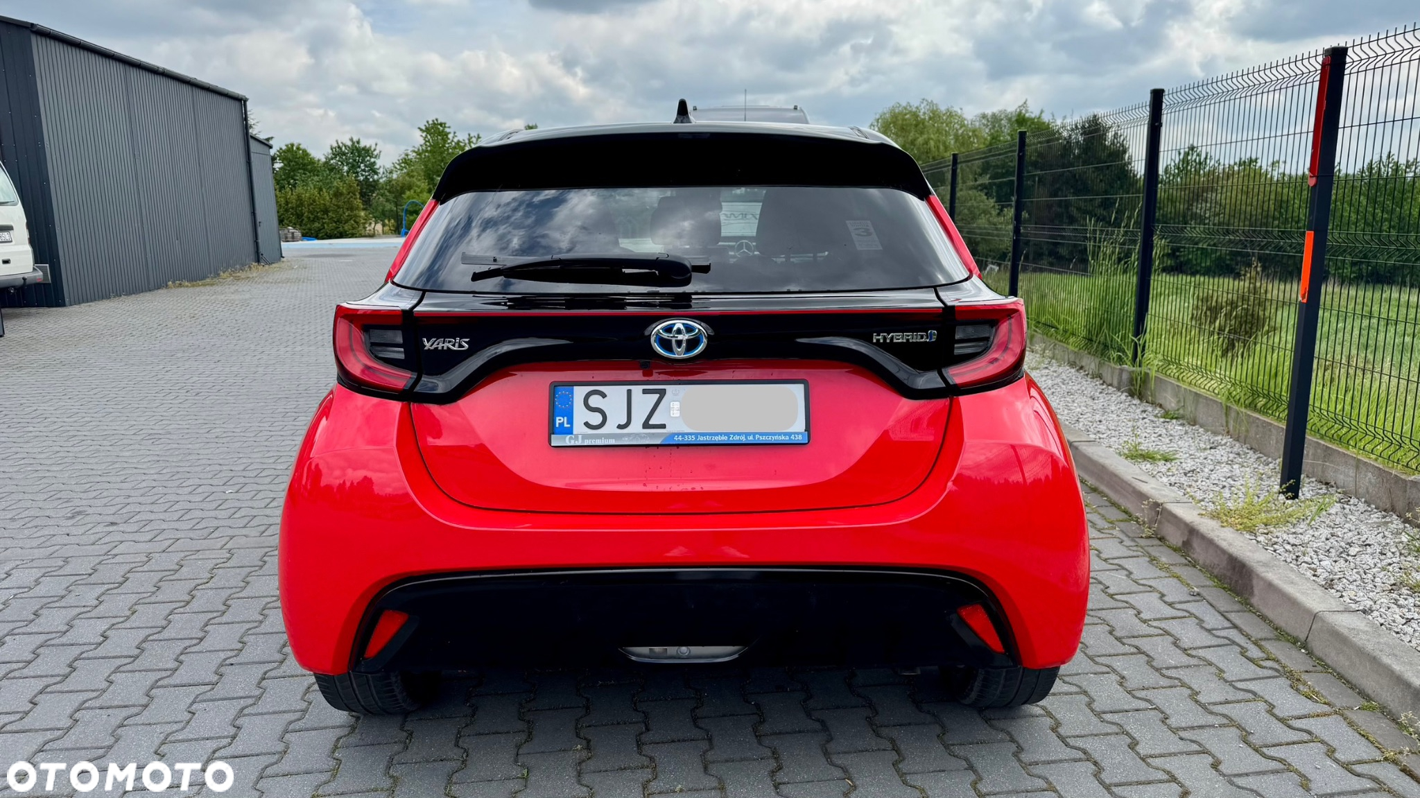 Toyota Yaris Hybrid 1.5 Executive - 5