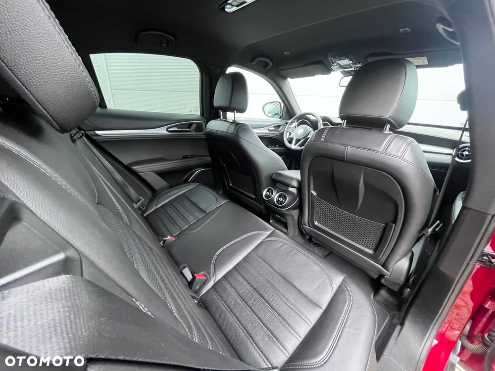 Alfa Romeo Stelvio 2.0 Turbo Executive Q4 - 11