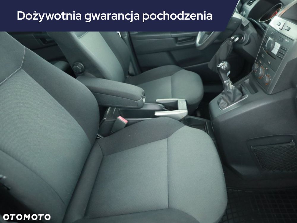 Opel Zafira - 9