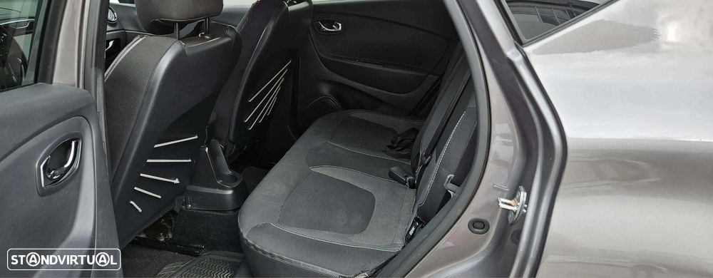 Renault Captur 1.5 dCi Exclusive - 10