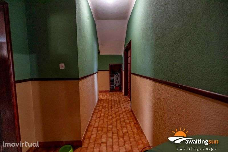 Moradia T6 com Licença de Habitação – 429 m² | 3 casas de banho - Grande imagem: 3/12