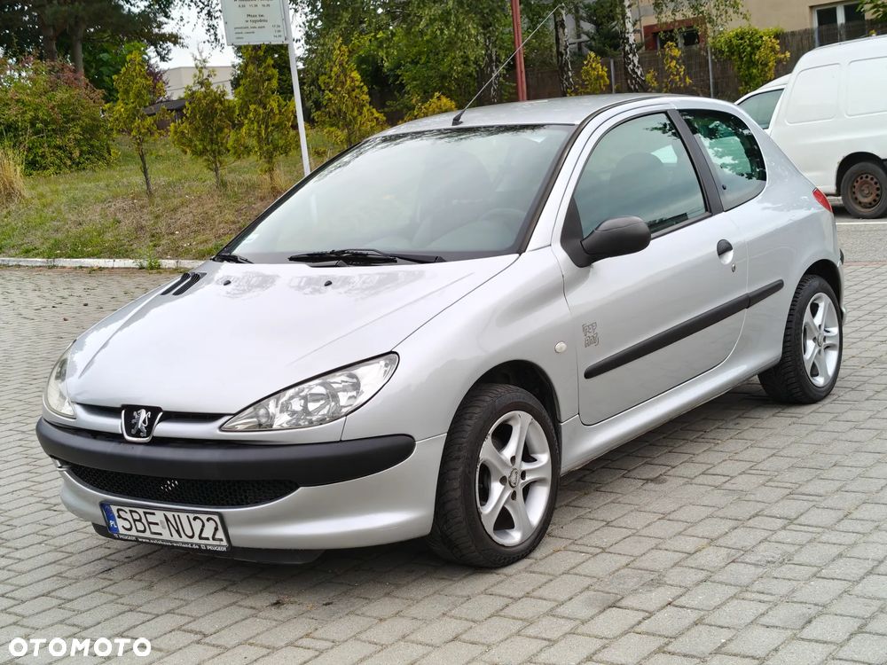 Peugeot 206 1.1 XR Presence - 16