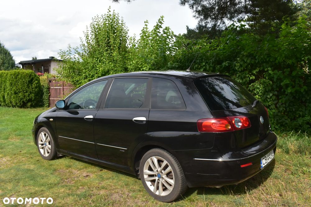 Fiat Croma 1.9 Multijet 16V DPF Emotion - 2