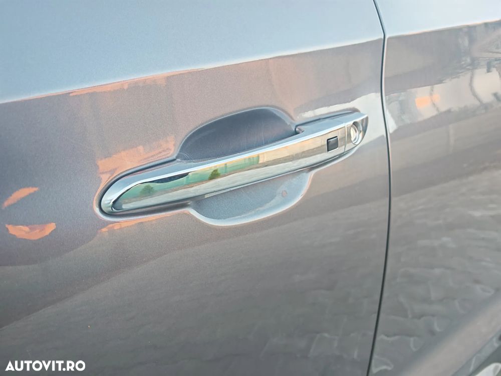 Hyundai Tucson blue 1.7 CRDi 2WD DCT Premium - 24