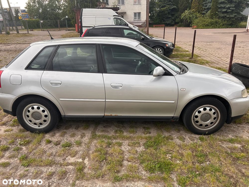 Audi A3 Sportback - 11