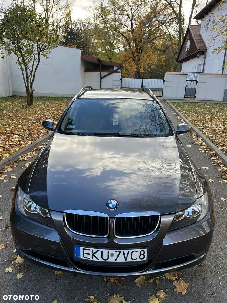 BMW Seria 3 318d - 5