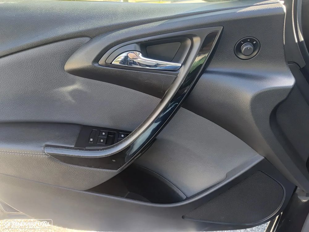 Opel Astra 1.6 CDTi Cosmo Start/Stop - 24