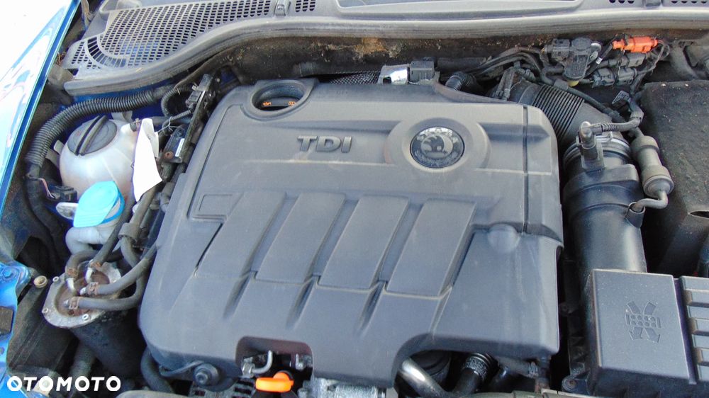 Skoda Octavia 2.0 TDI CR DPF RS - 18