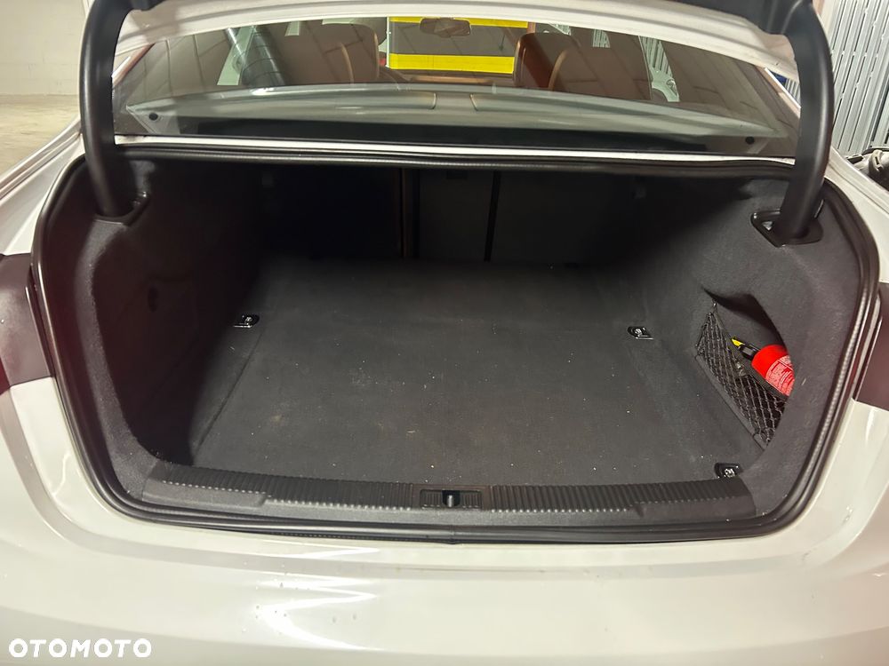 Audi A6 Limousine - 16