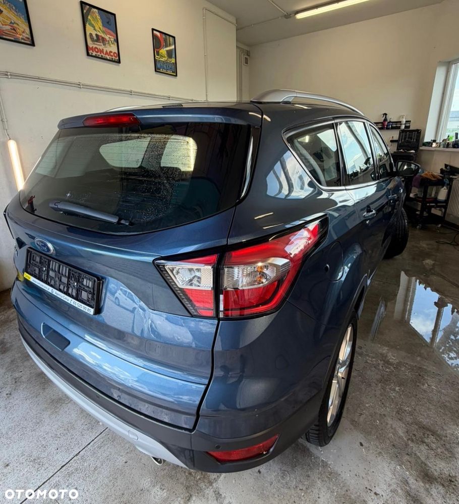 Ford Kuga - 5