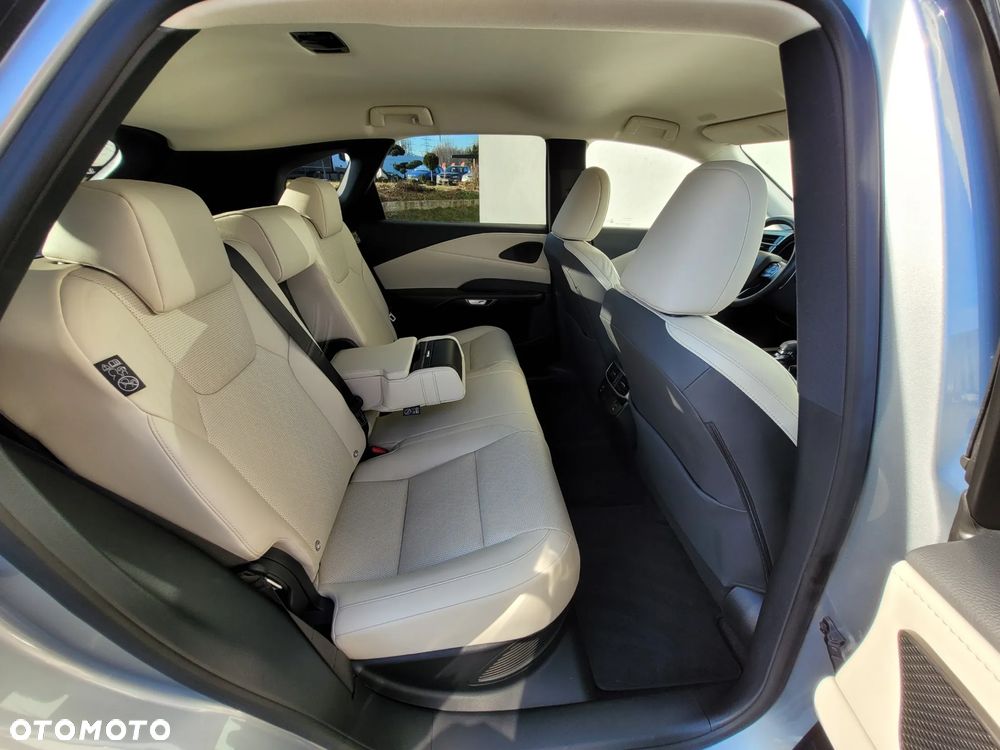 Lexus RX 350h Prestige - 17