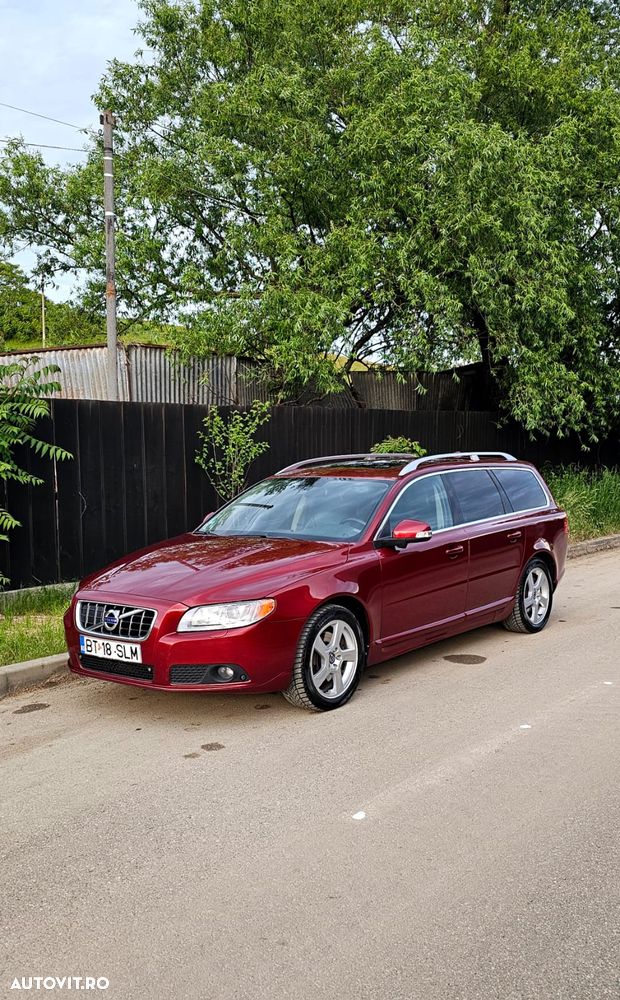 Volvo V70 D3 Geartronic Summum - 1