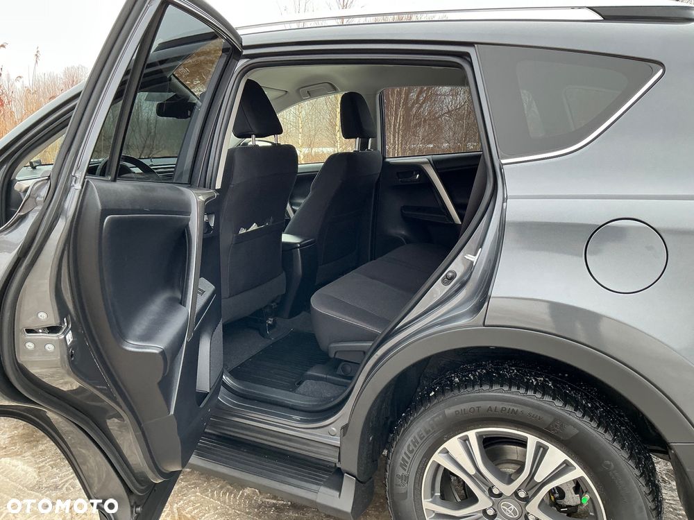 Toyota RAV4 2.2 D-CAT Prestige - 14