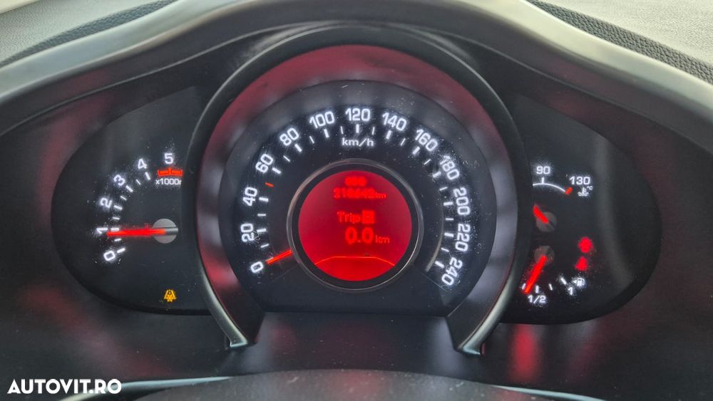 Kia Sportage ver-1-7-crdi-2wd-isg-dream--team-edition - 18