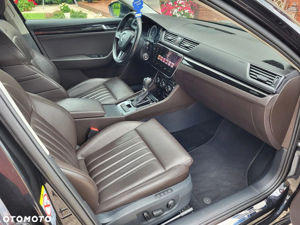 Skoda Superb 2.0 TDI 4x4 L&K DSG - 20
