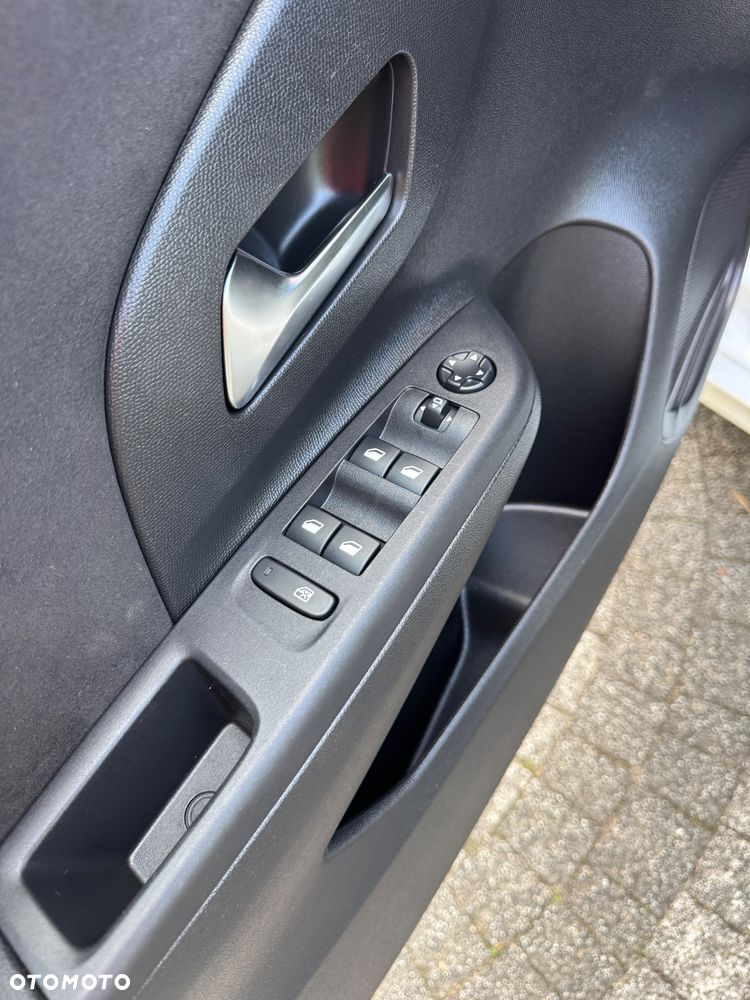 Opel Corsa 1.2 Direct Injection Turbo Start/Stop Elegance - 40