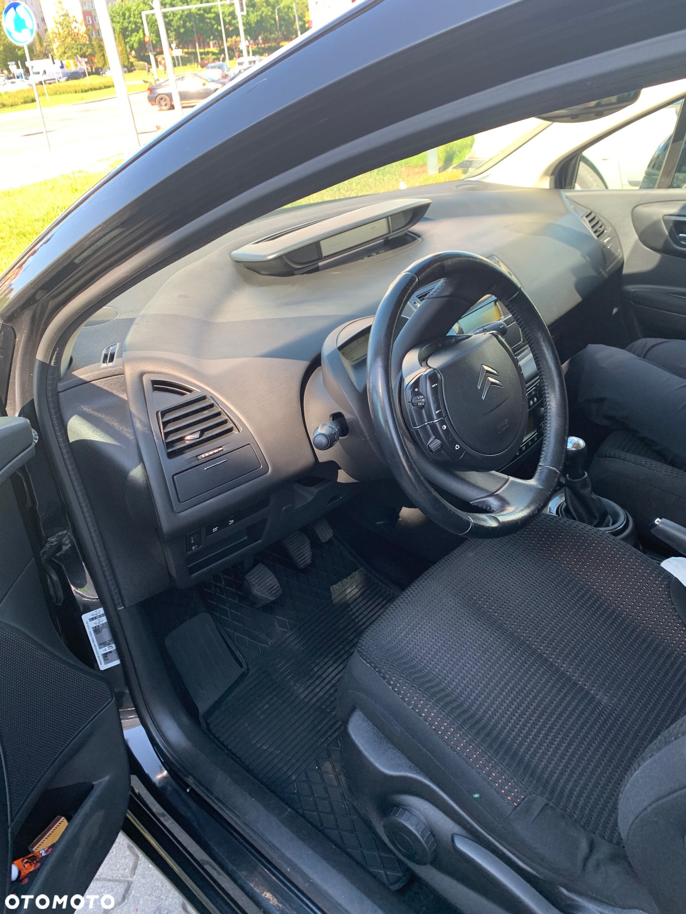 Citroën C4 1.6 HDi FAP Confort - 7