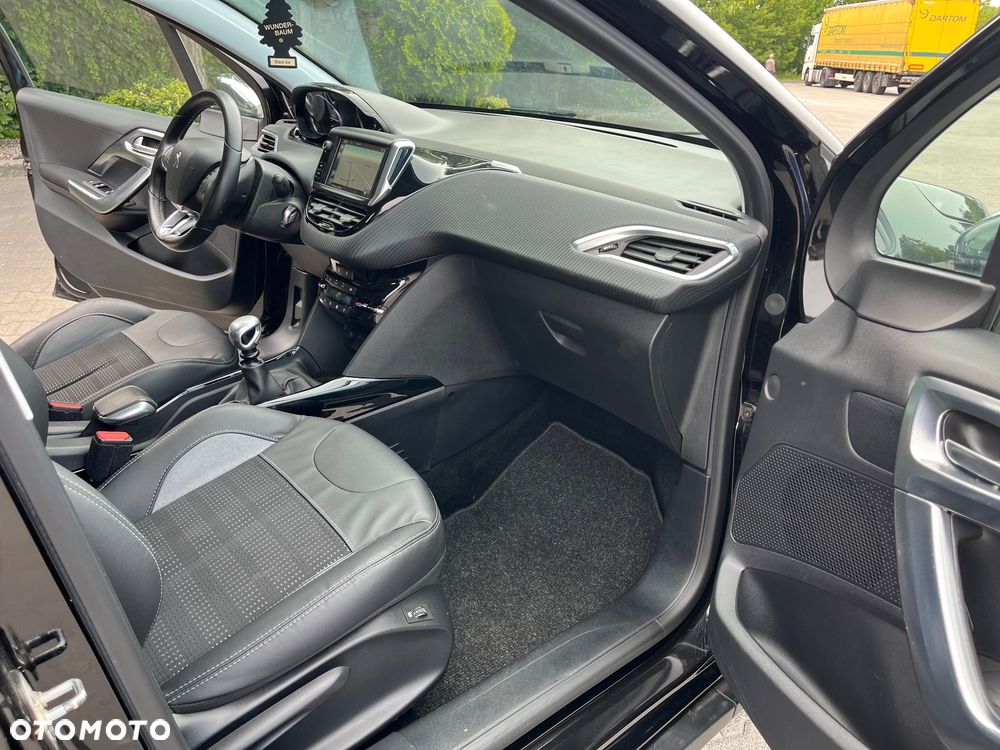 Peugeot 2008 BlueHDi FAP 120 STOP & START Allure - 32