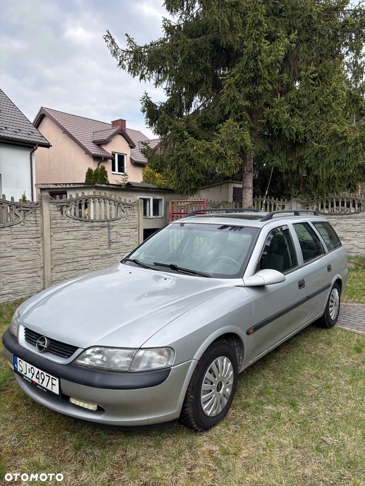 Opel Vectra 2.0 DI Komfort - 1