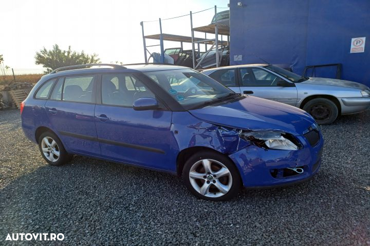 Radio cd 5J0035161 Skoda Fabia 5J [2007 - 2010] Combi wagon 5-usi 1.4 - 5