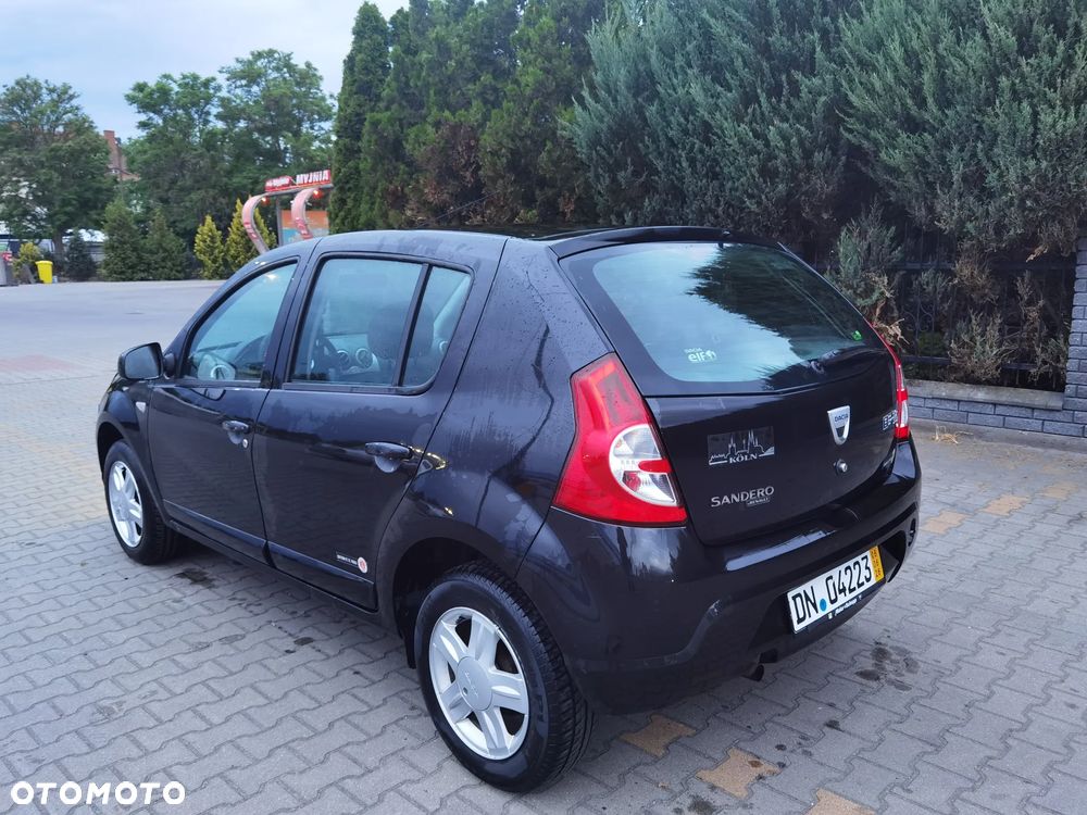Dacia Sandero - 6