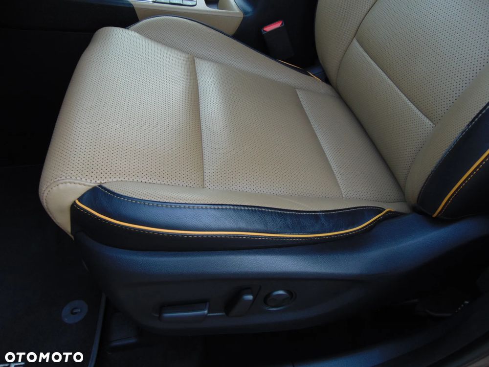 Kia Sportage 2,0 CRDI AWD Platinum - 25