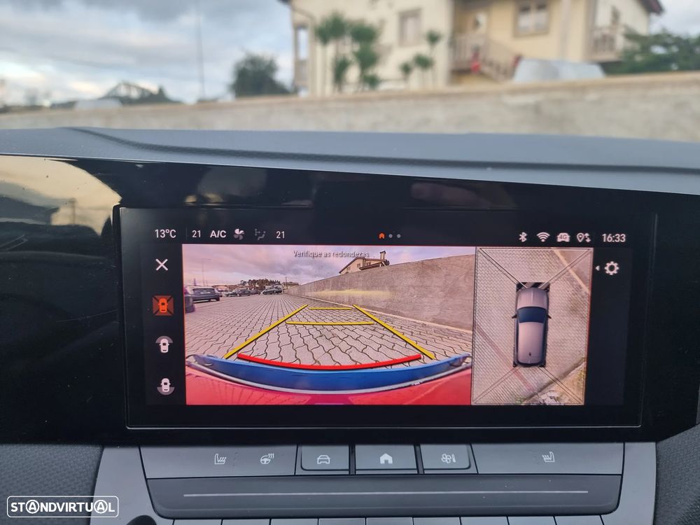 Opel Astra 1.2 T GS Line S/S - 12