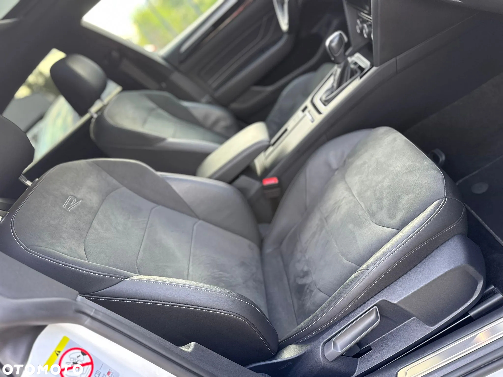 Volkswagen Arteon 2.0 TDI SCR 4Motion DSG R-Line - 18
