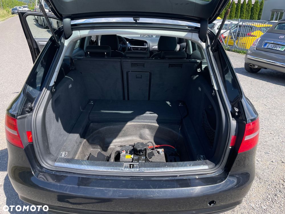 Audi A4 Avant - 16