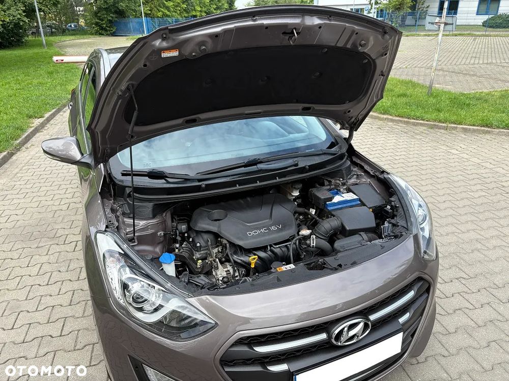Hyundai i30 - 12