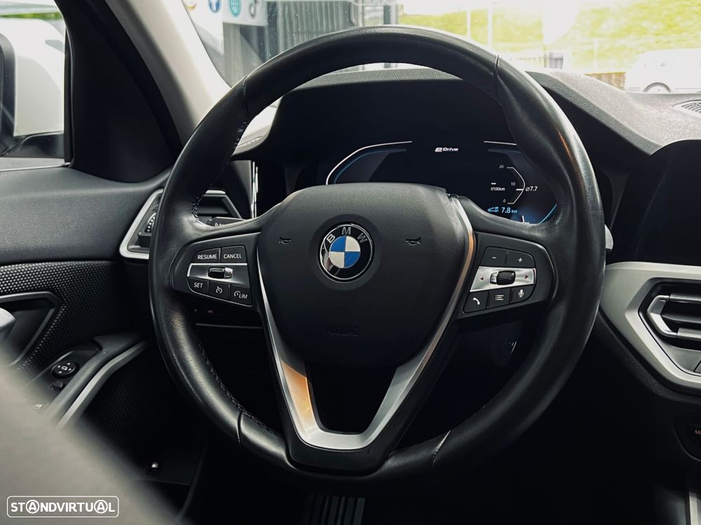 BMW 330 e Corporate Edition Auto - 16