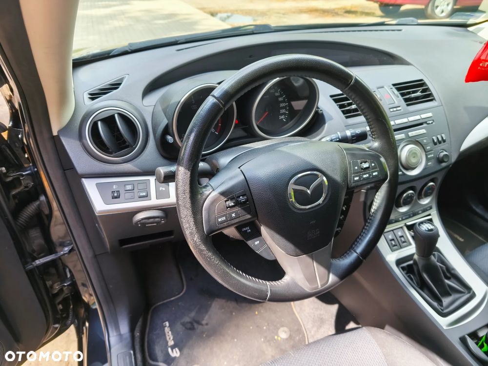 Mazda 3 1.6 CD Exclusive + - 16