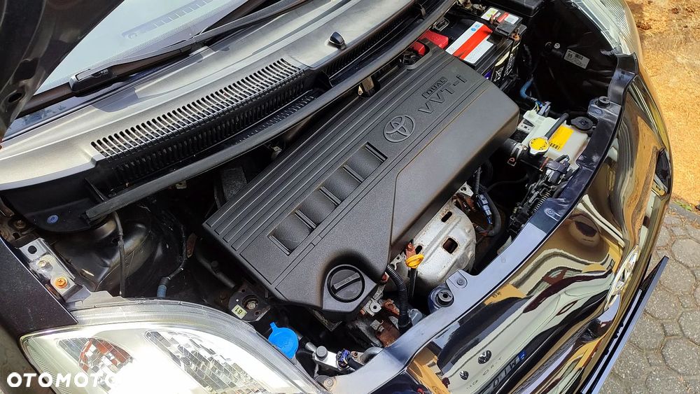 Toyota Yaris 1.33 2010 - 18