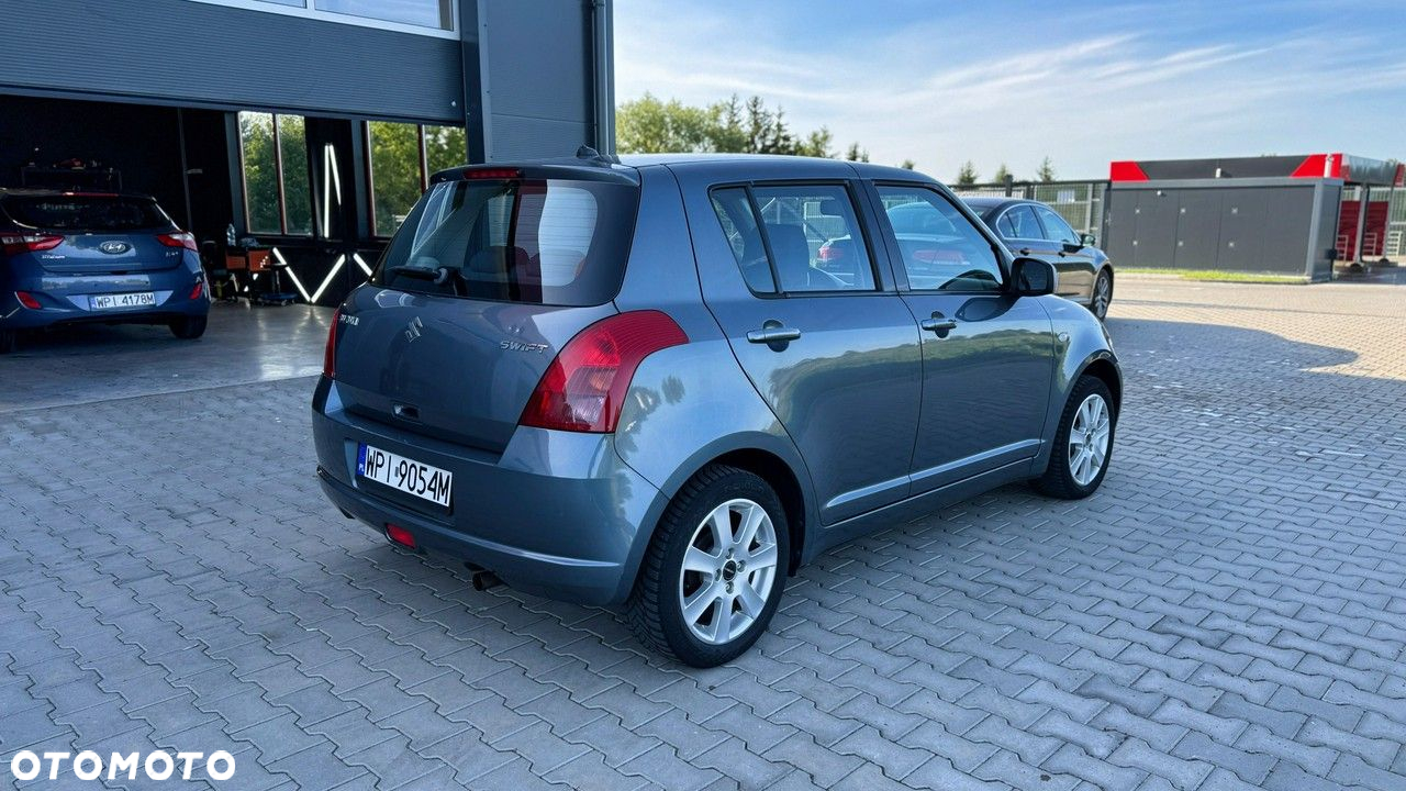 Suzuki Swift - 9