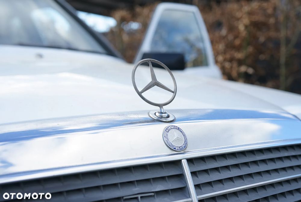 Mercedes-Benz W124 (1984-1993) - 11