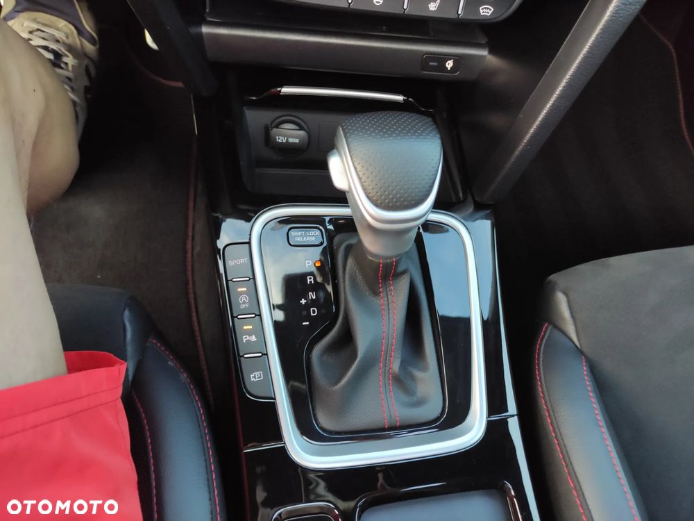 Kia ProCeed 1.6 T-GDI GT DCT - 30