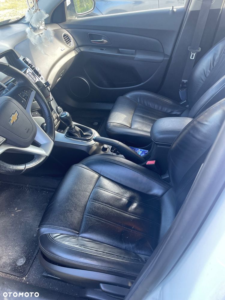 Chevrolet Cruze 1.8 LT - 5