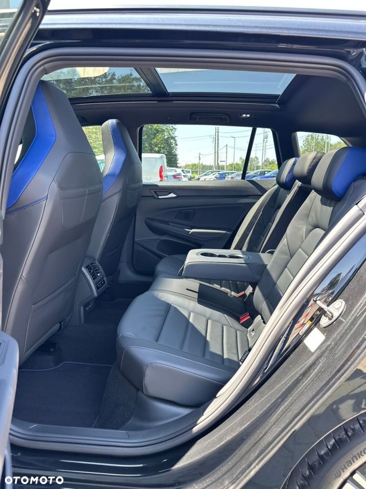 Volkswagen Golf Variant 2.0 TSI 4Motion R - 16