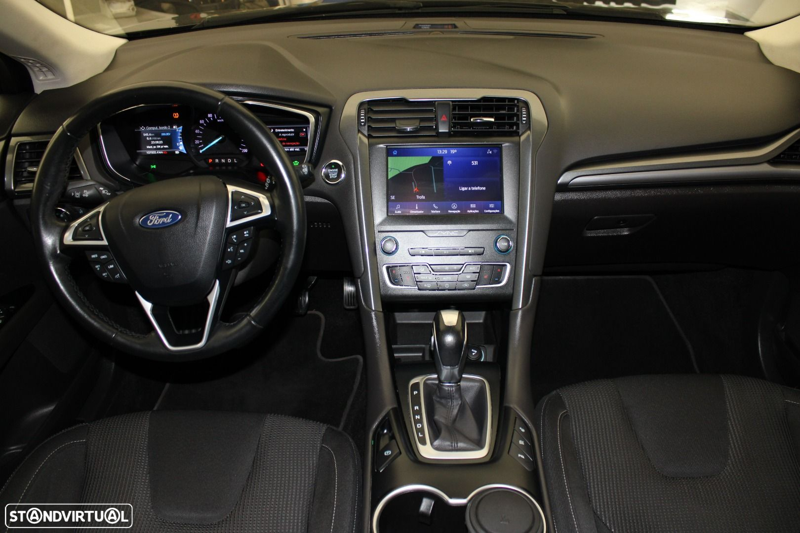 Ford Mondeo SW 2.0 HEV Titanium - 9