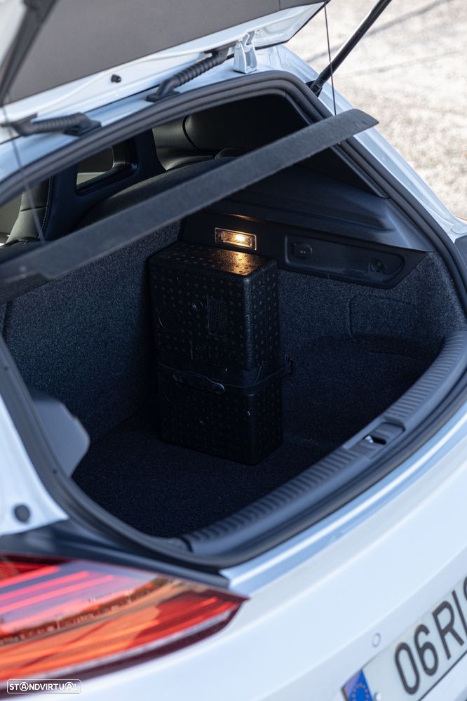 VW Scirocco 2.0 TDI Sport DSG - 13