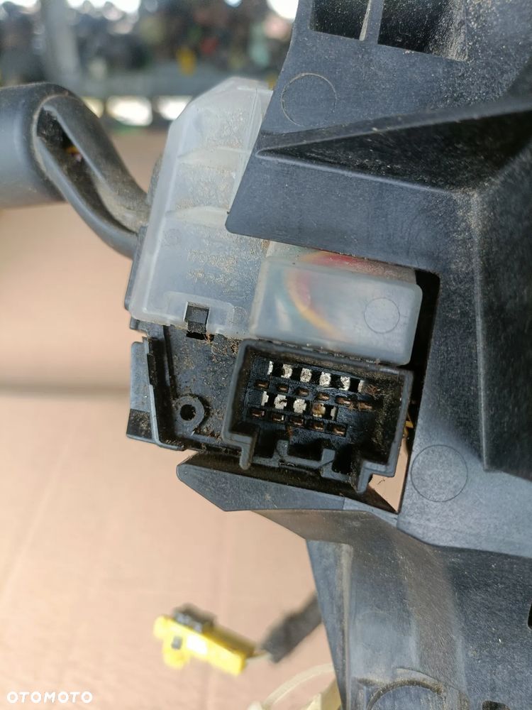 MAZDA 3 I BK 03-09 r. przełącznik zespolony manetki TAŚMA AIRBAG 17D682 + - 8
