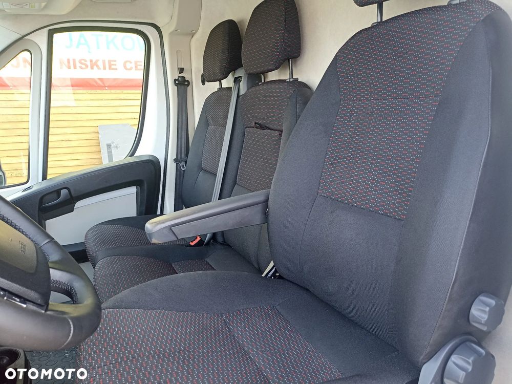 Peugeot BOXER - 12