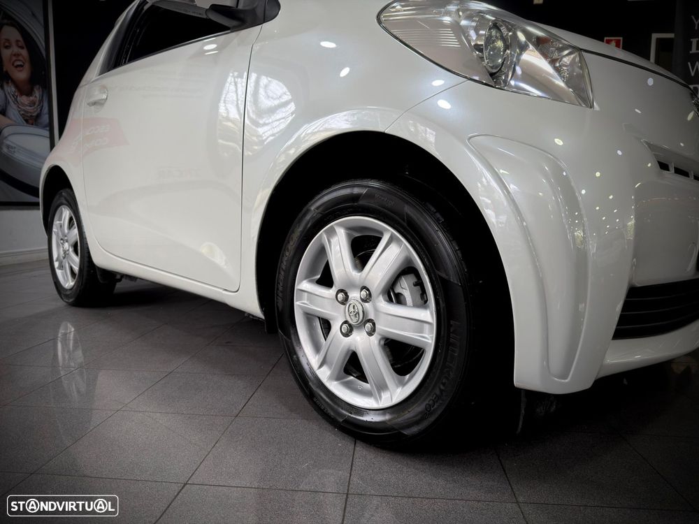 Toyota iQ 1.0 VVT-i 2 EP - 6