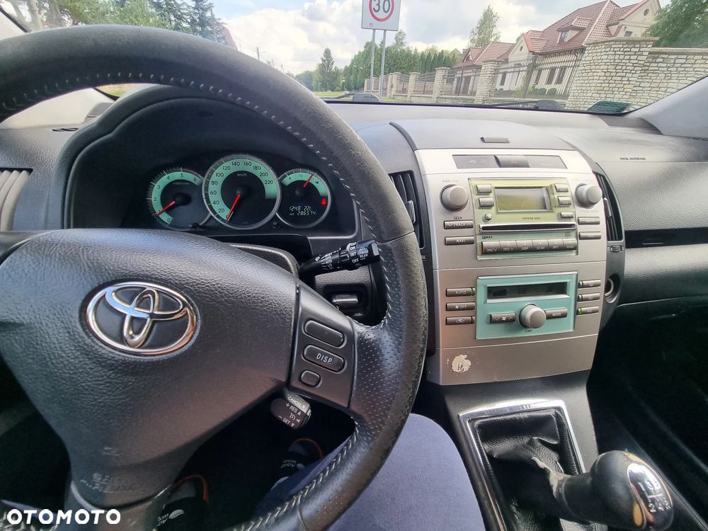 Toyota Corolla Verso 2.0 D-4D Sol - 34