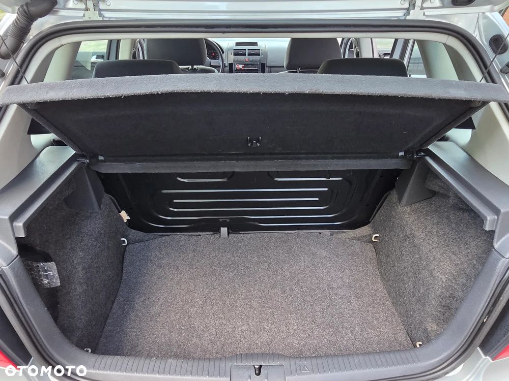 Volkswagen Polo 1.2 Fun - 24